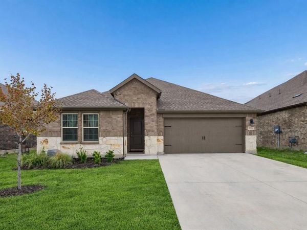 10104 Sunnyview Lane, Aubrey, TX 76227