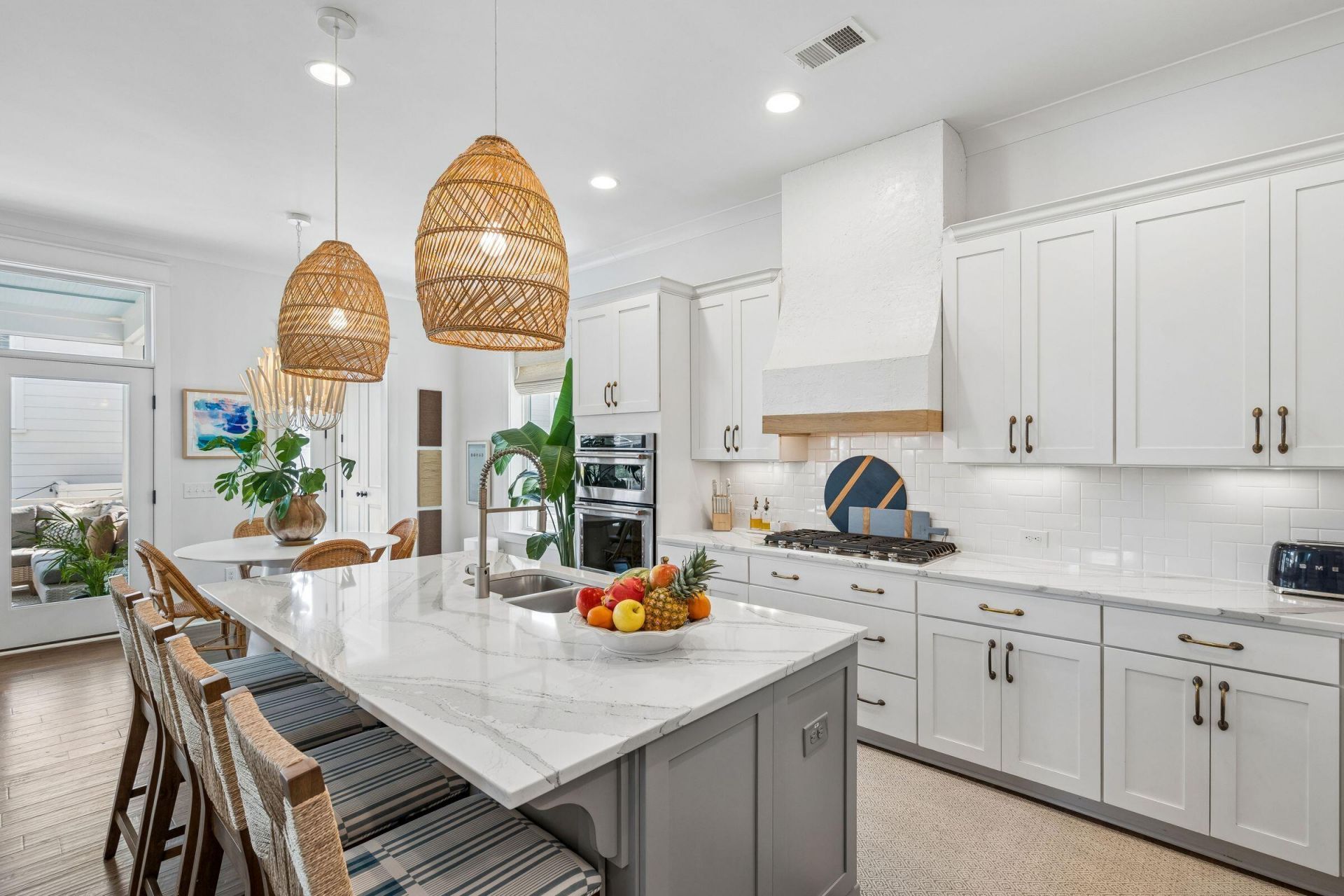 2502 Josiah Street Photo 14