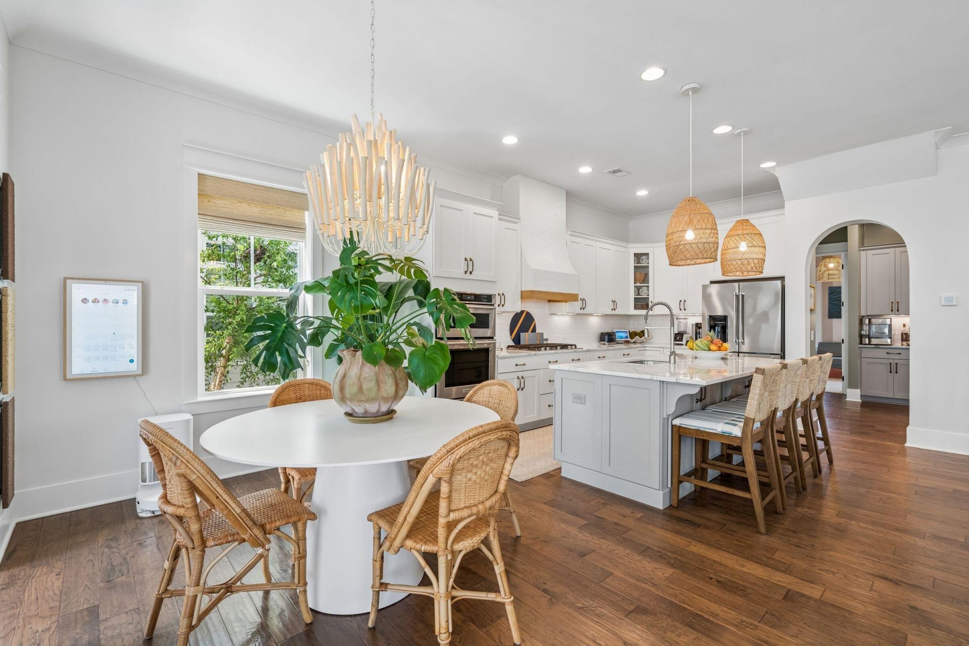 2502 Josiah Street Photo 16