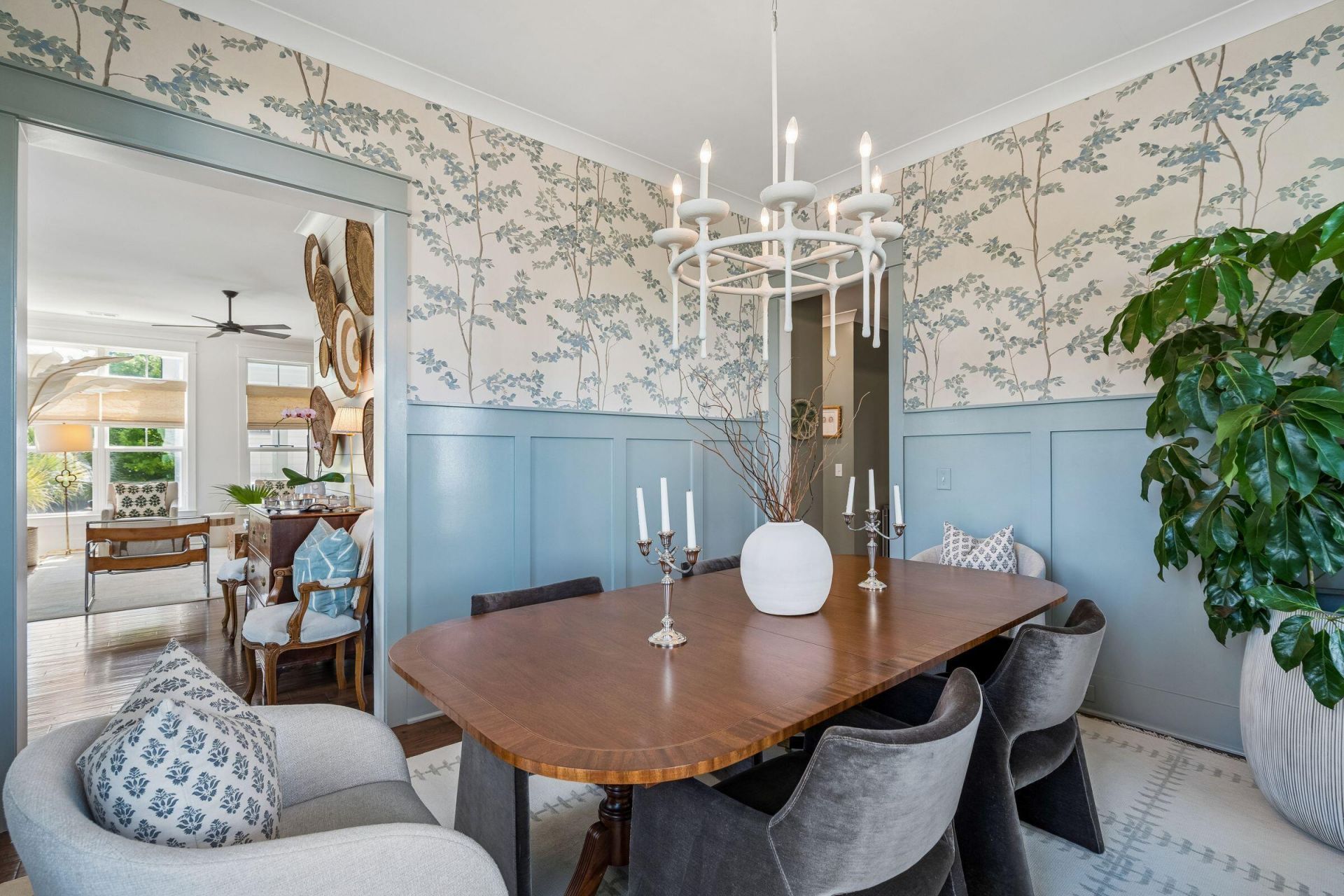 2502 Josiah Street Photo 17