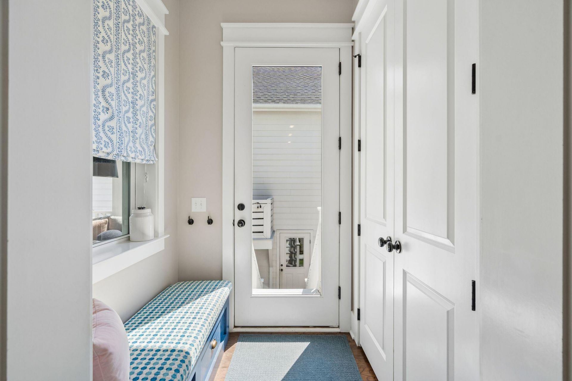 2502 Josiah Street Photo 58