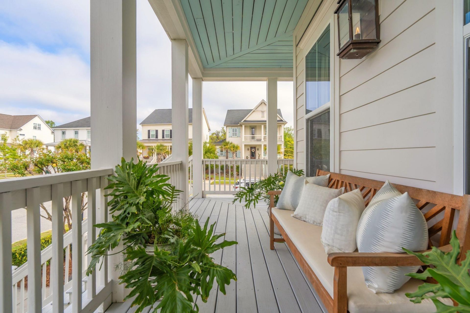 2502 Josiah Street Photo 7