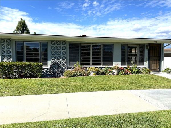 13751 St. Andrews Dr., M1-36G, Seal Beach, CA 90740