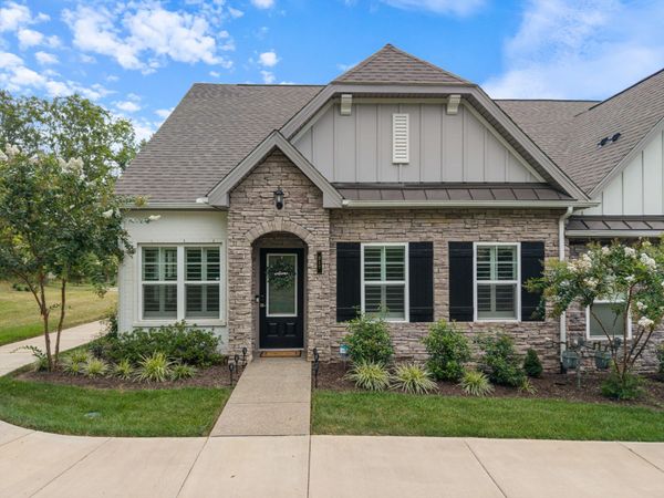 217 Trevor Dr, Mount Juliet, TN 37122