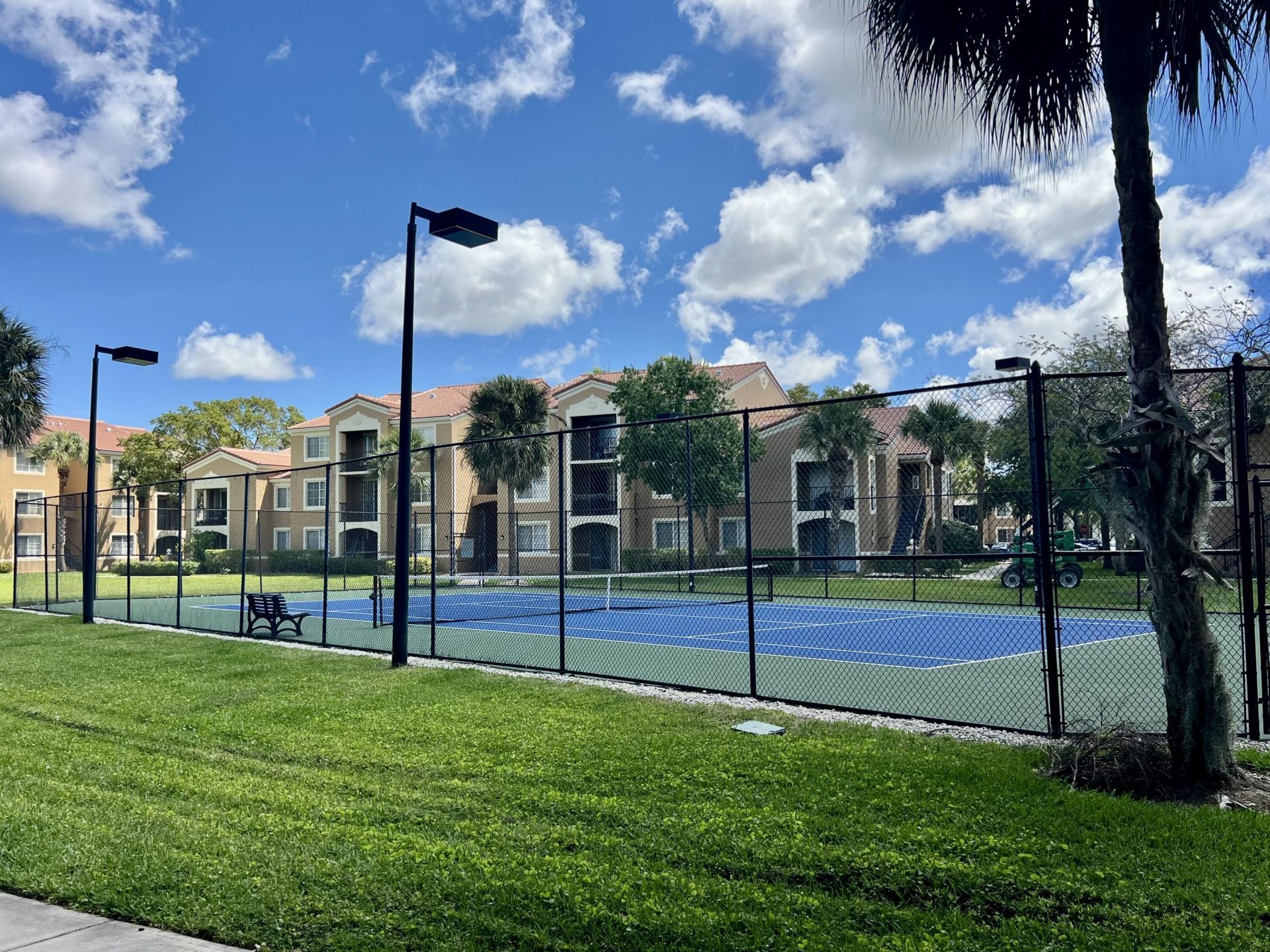 7920 N Nob Hill Road, Tamarac, FL 33321 Photo