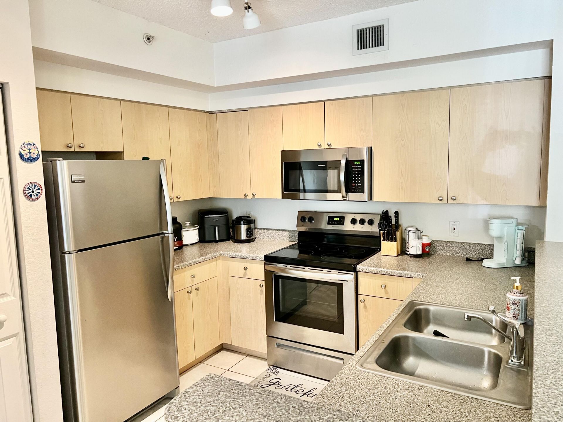 7920 N Nob Hill Road, Tamarac, FL 33321 Photo