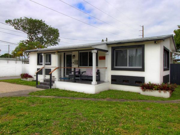 1324 N 24th Avenue, Hollywood, FL 33020