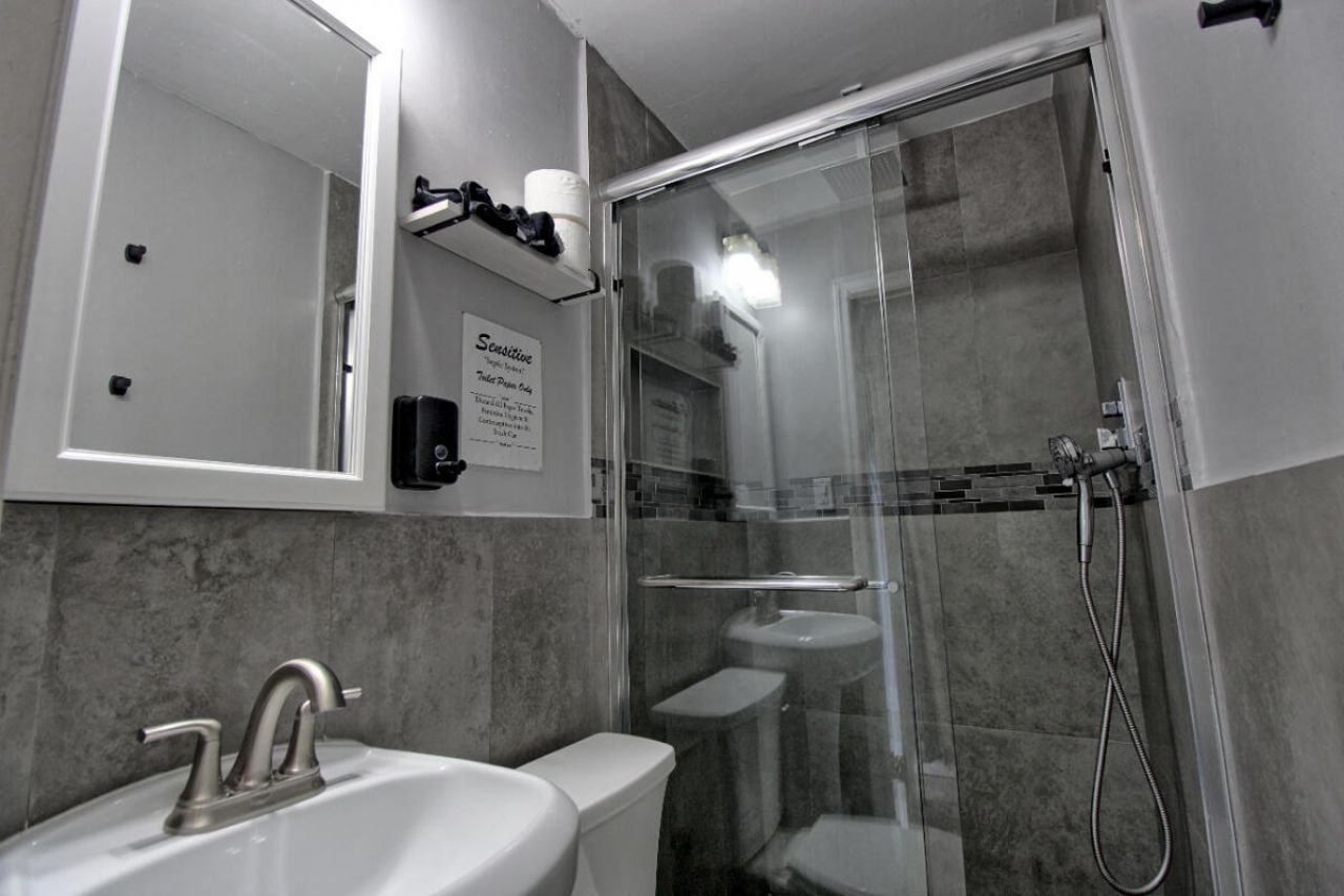 1324 N 24th Avenue, Hollywood, FL 33020 Photo