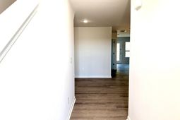 300 Kirkstall Place photo 4