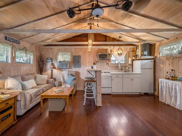 92 Fourth, Madison, CT 06443