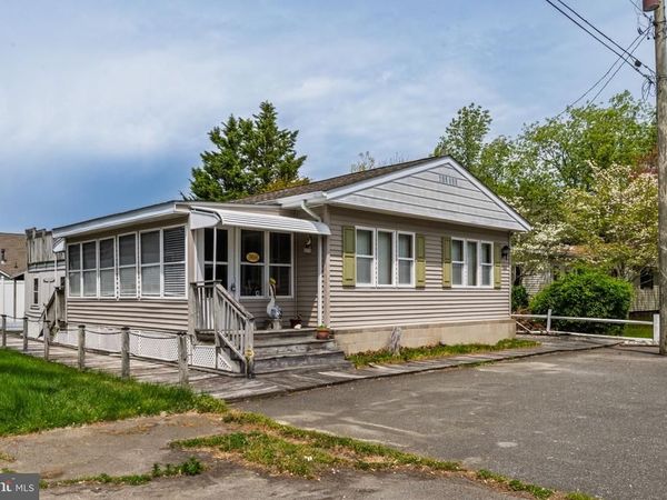 18006 HOWARD DRIVE, REHOBOTH BEACH, DE 19971