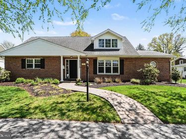 244 CEDAR AVENUE, HERSHEY, PA 17033