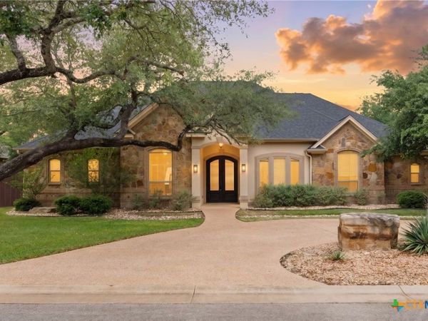 12 Lago Verde Lane , Belton, TX 76513