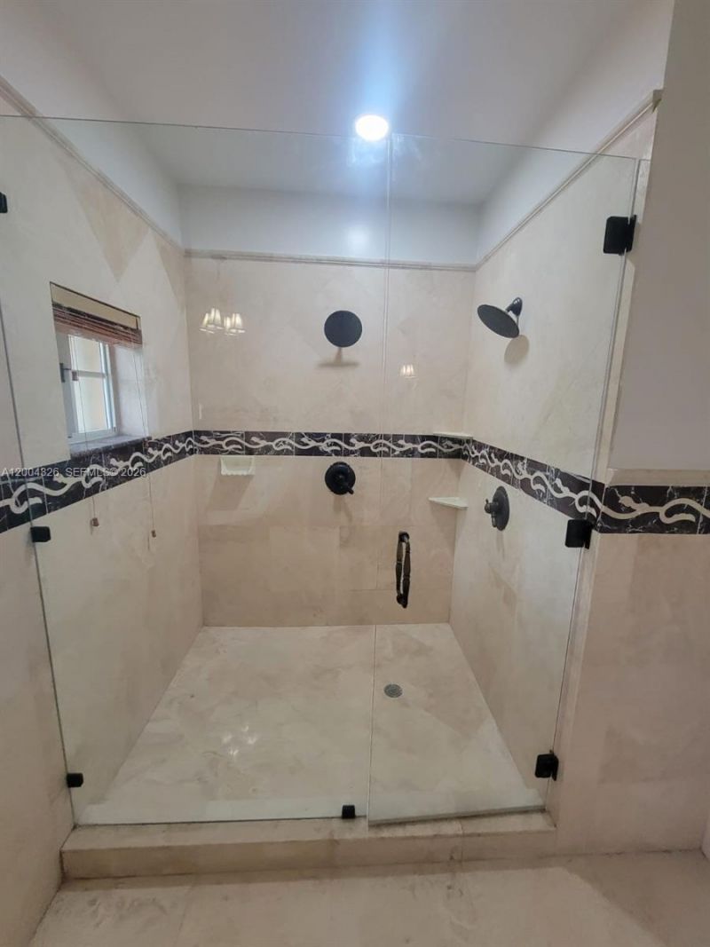 2614 NE 41st Rd , Homestead, FL 33033 Photo