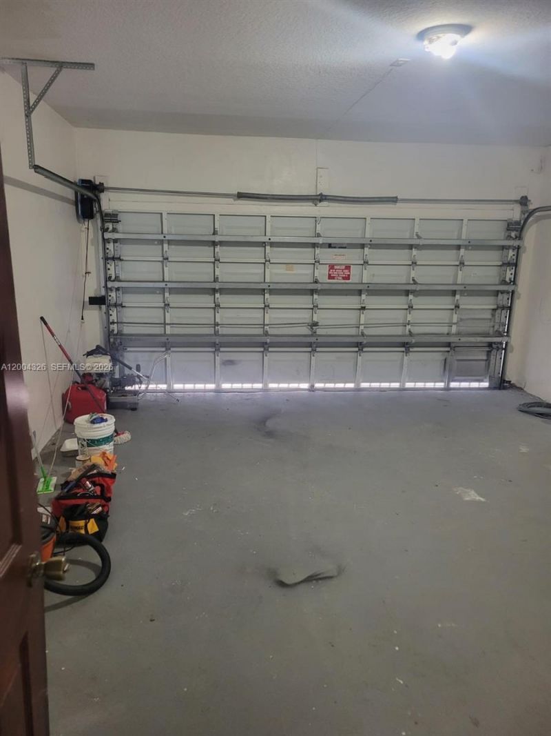 2614 NE 41st Rd , Homestead, FL 33033 Photo