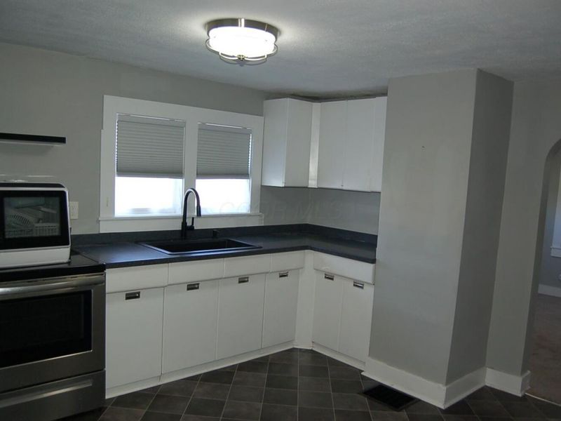 416 W 9th Street , Marysville, OH 43040 Photo 3