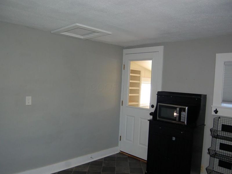 416 W 9th Street , Marysville, OH 43040 Photo 5