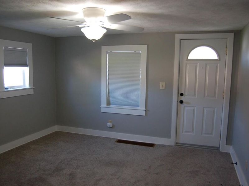 416 W 9th Street , Marysville, OH 43040 Photo 6