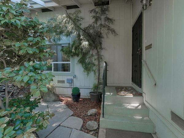 447 Sutton Pl, Auburn, CA 95603