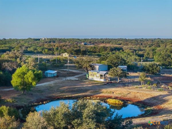 3270 Fm 671 , Luling, TX 78648