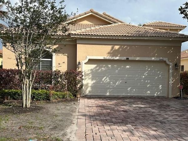 5642 Sunberry Circle, Fort Pierce, FL 34951