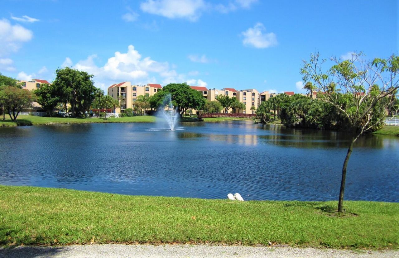 950 Egret Circle, Unit 6404, Delray Beach, FL 33444 Photo