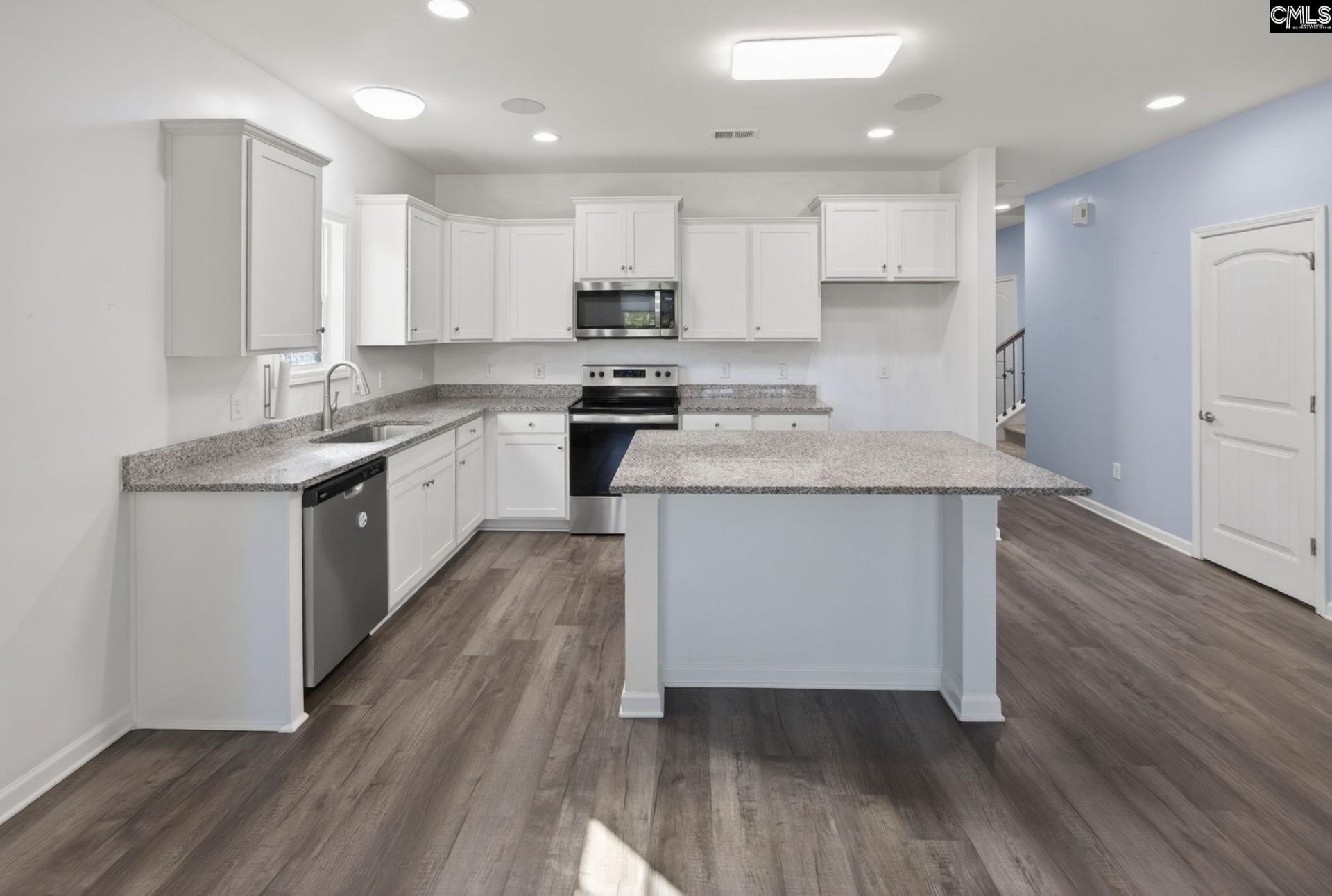 176 Southern Lake  Photo 11