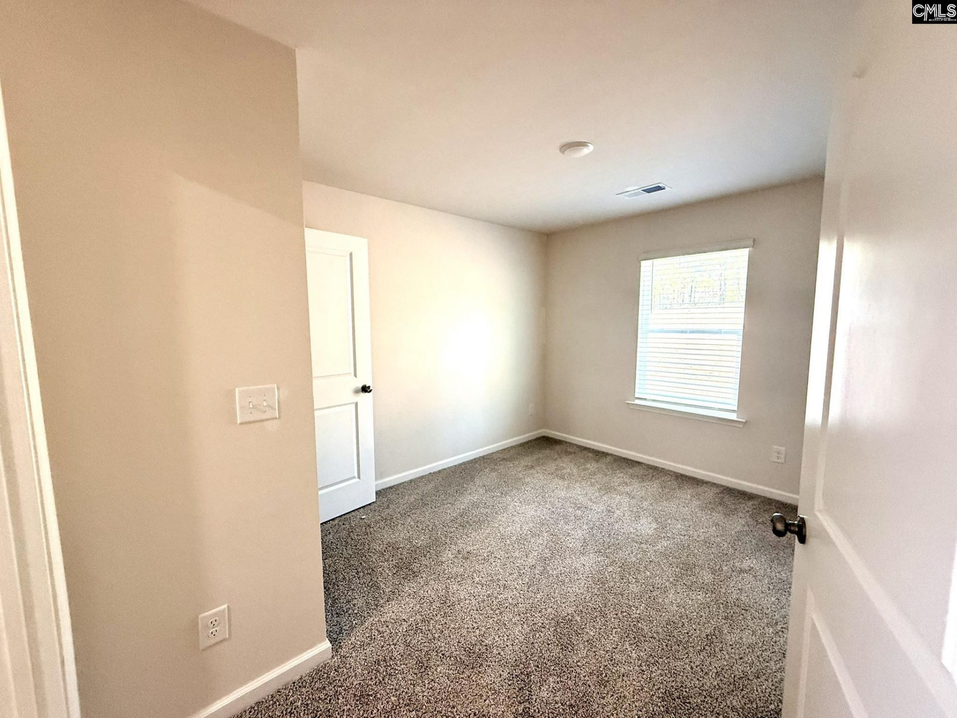 1015 Tabor Place Photo 12