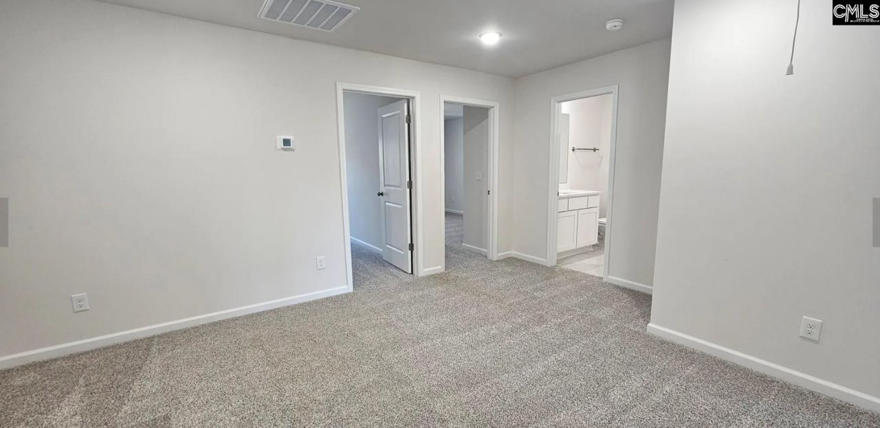 1015 Tabor Place Photo 13