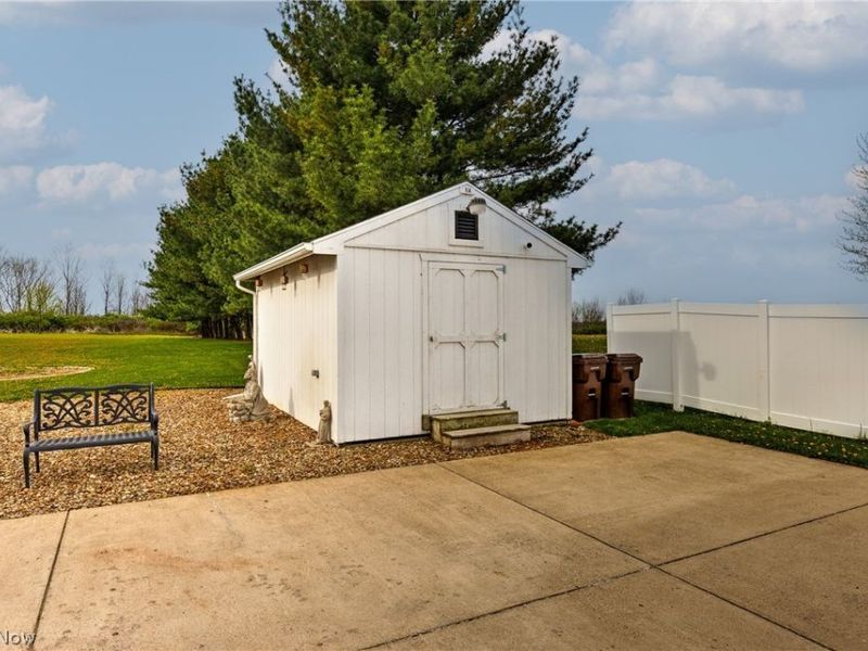 935 Paulin Road, Poland, OH 44514 Photo 4