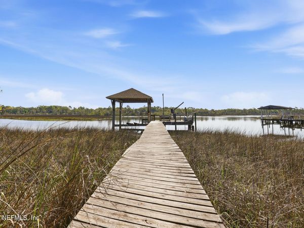 1361 BLACKHAWK Trail E, Jacksonville, FL 32225