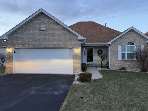 329 Garden Circle, Yorkville, IL 60560