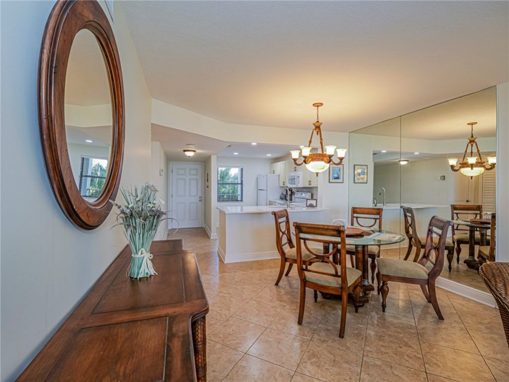 4200 N Highway A1a, Unit 215, North Hutchinson Island, FL 34949 Photo