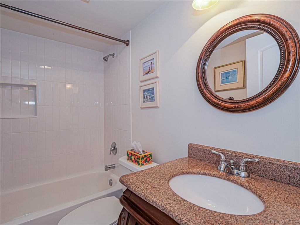 4200 N Highway A1a, Unit 215, North Hutchinson Island, FL 34949 Photo