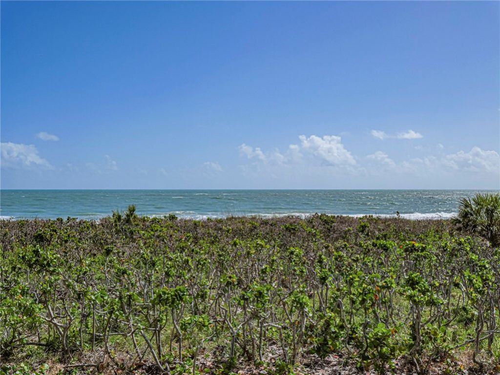 4200 N Highway A1a, Unit 215, North Hutchinson Island, FL 34949 Photo