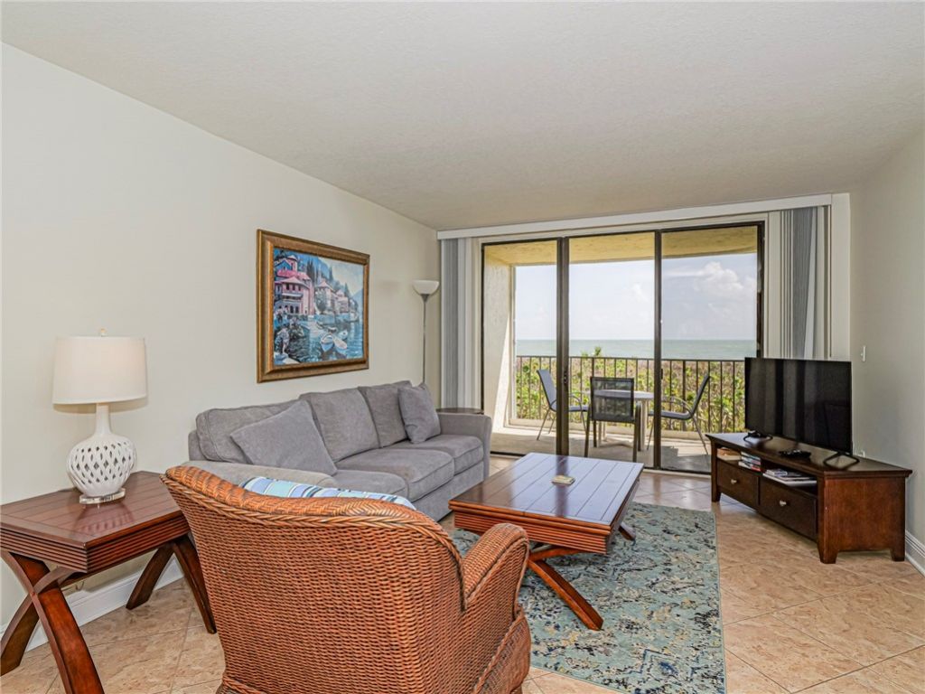 4200 N Highway A1a, Unit 215, North Hutchinson Island, FL 34949 Photo