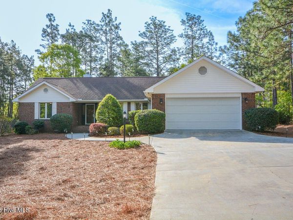 6 Spruce Lane, Pinehurst, NC 28374