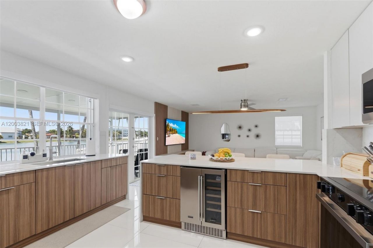 8550 SW 208th St, Cutler Bay, FL 33189 Photo