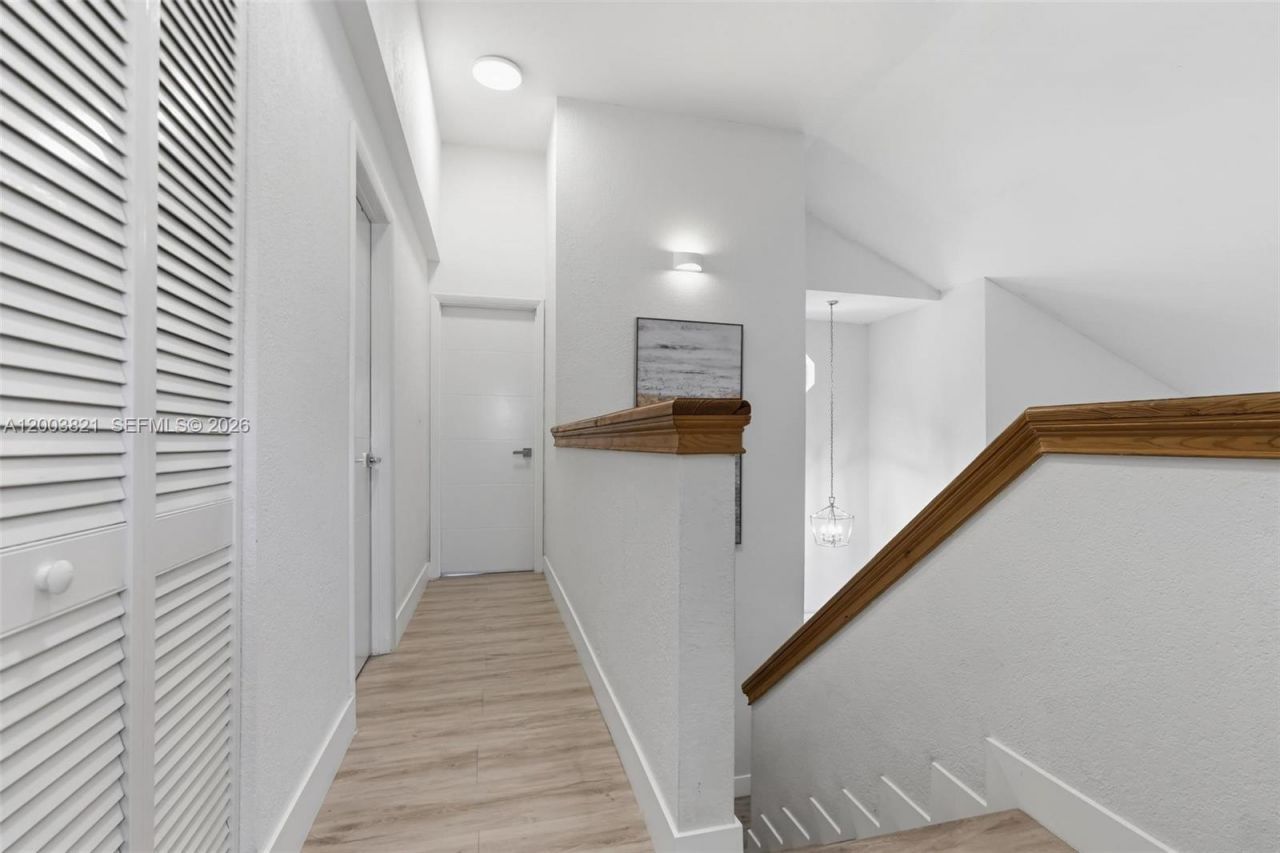 8550 SW 208th St, Cutler Bay, FL 33189 Photo