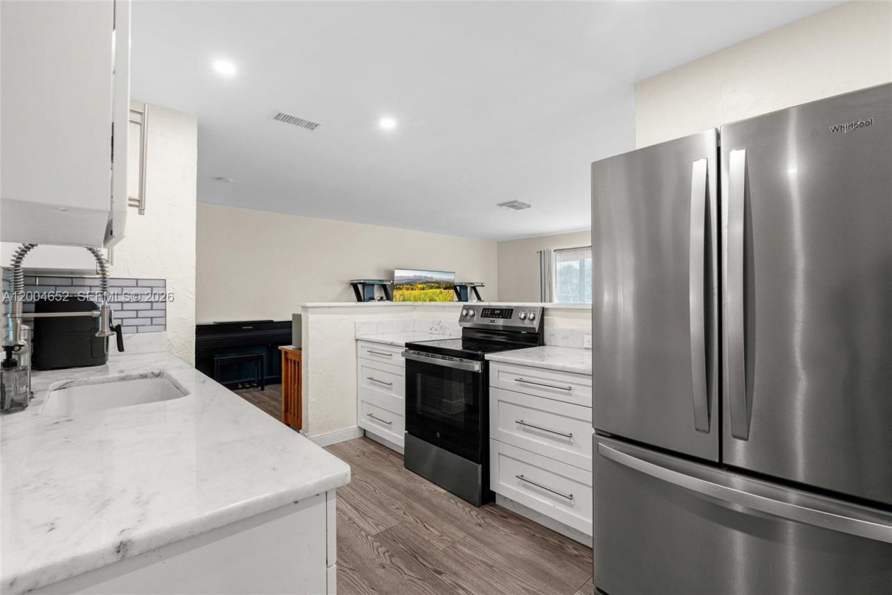 9403 NW 74th Pl, Tamarac, FL 33321 Photo