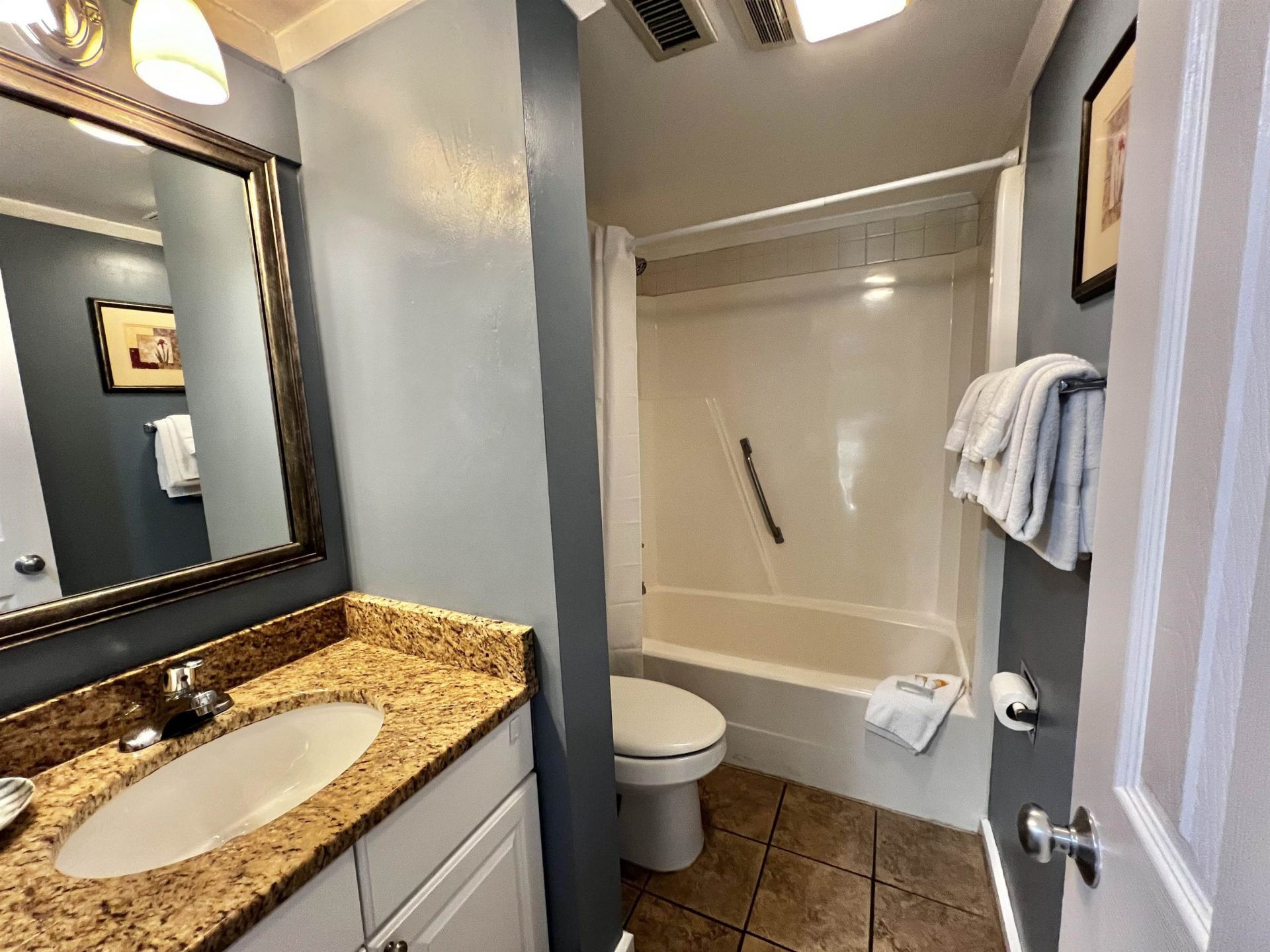 415 Ocean Creek Dr.  Photo 14