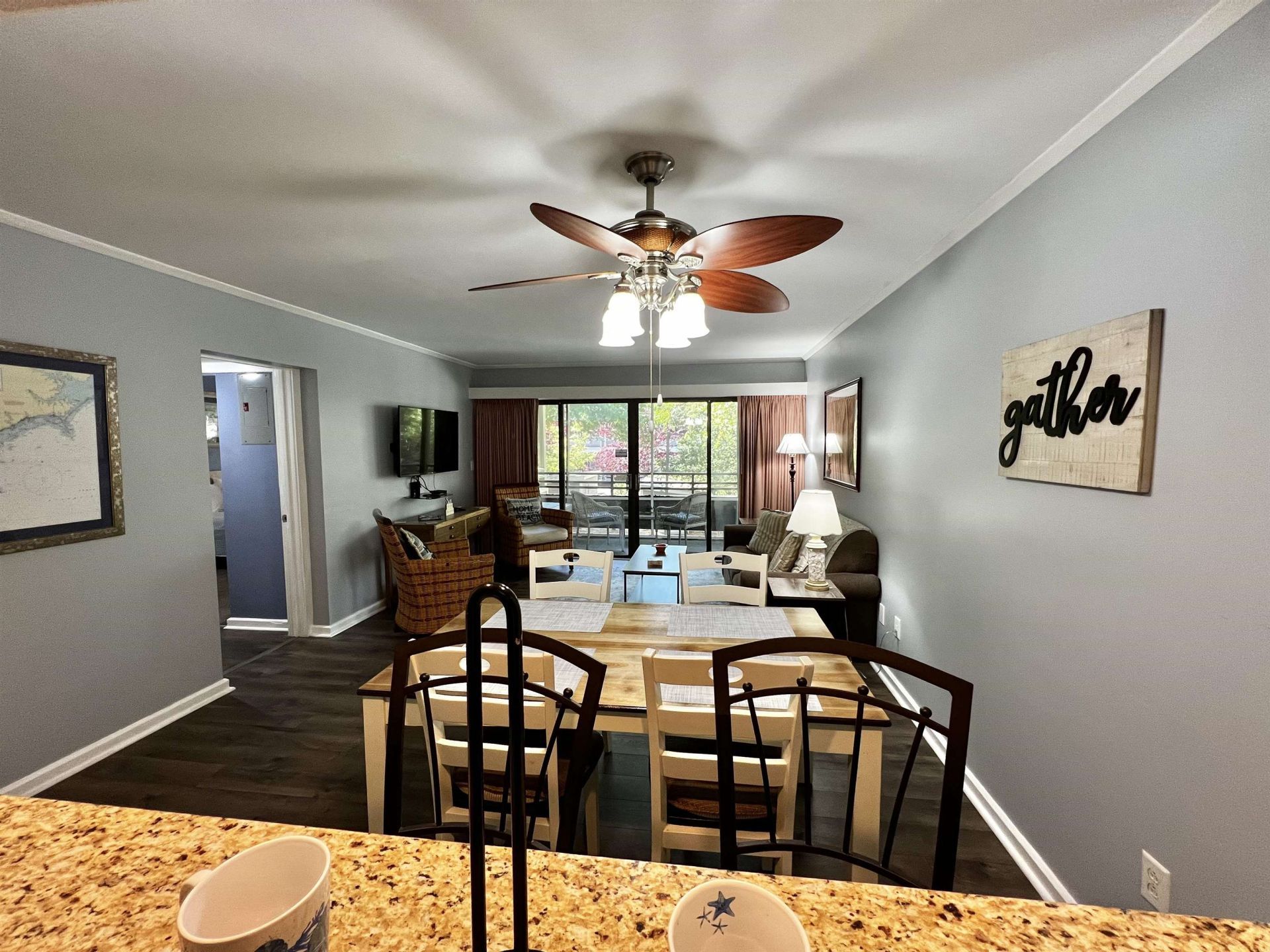 415 Ocean Creek Dr.  Photo 5