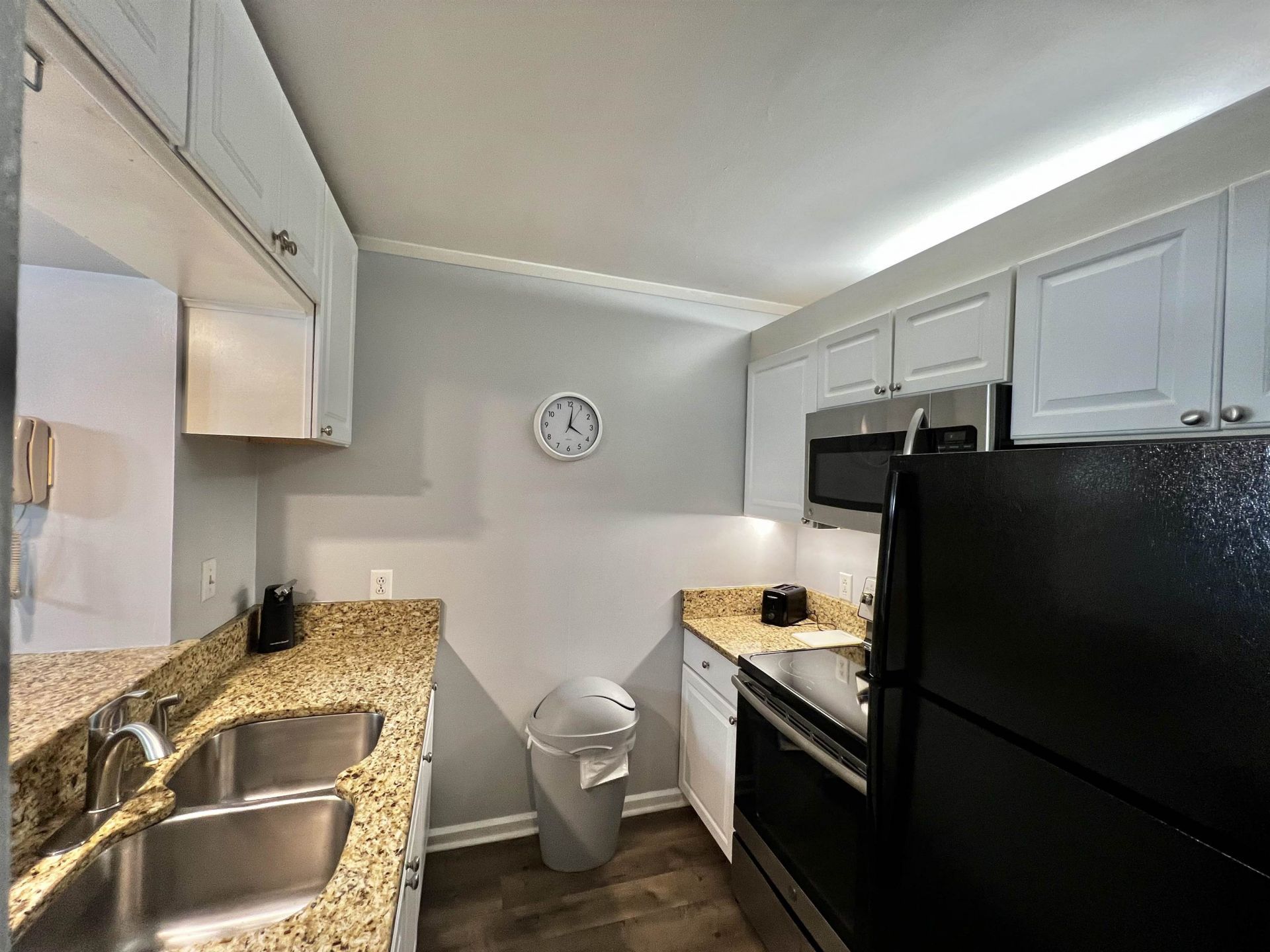 415 Ocean Creek Dr.  Photo 9