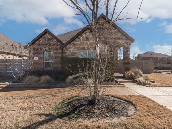 824 Parkside Drive, Argyle, TX 76226