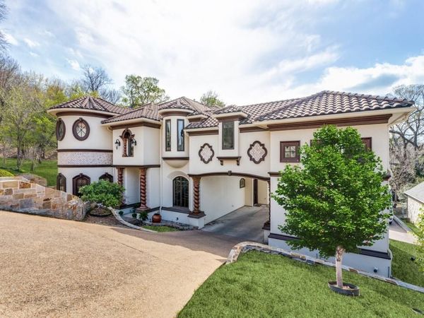 1608 Rivercrest Court, Fort Worth, TX 76107