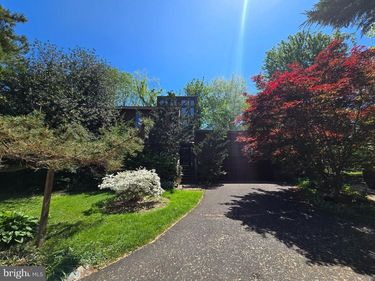 1528 PATHFINDER LANE , MCLEAN, VA 22101