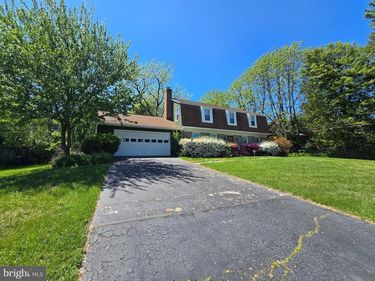 1530 PATHFINDER LANE , MCLEAN, VA 22101