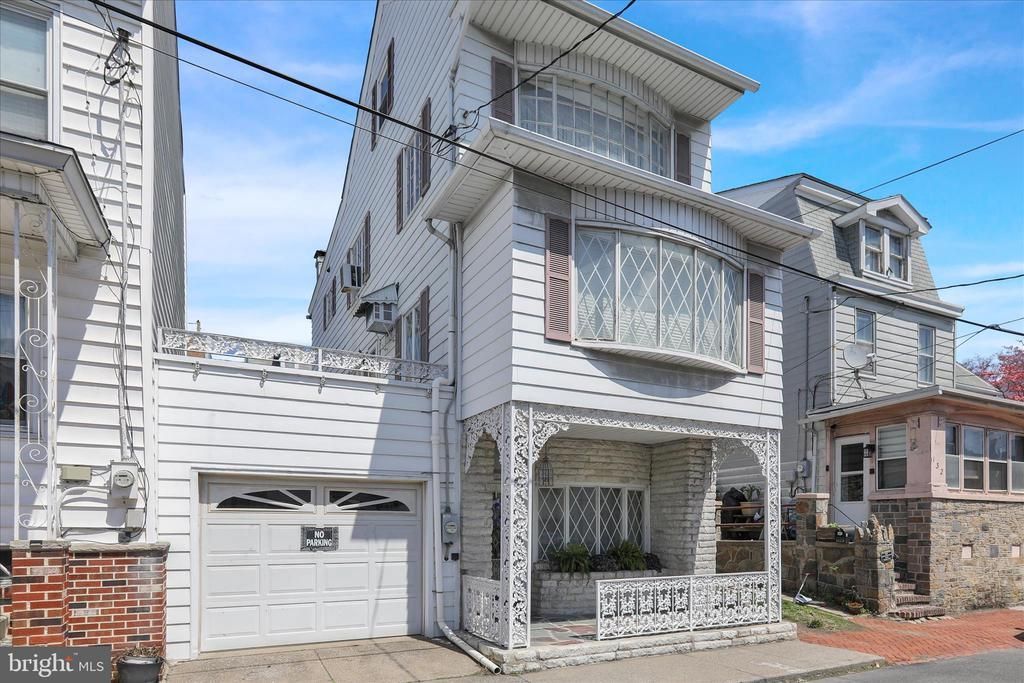 136 N NORTH STREET, MINERSVILLE, PA 17954