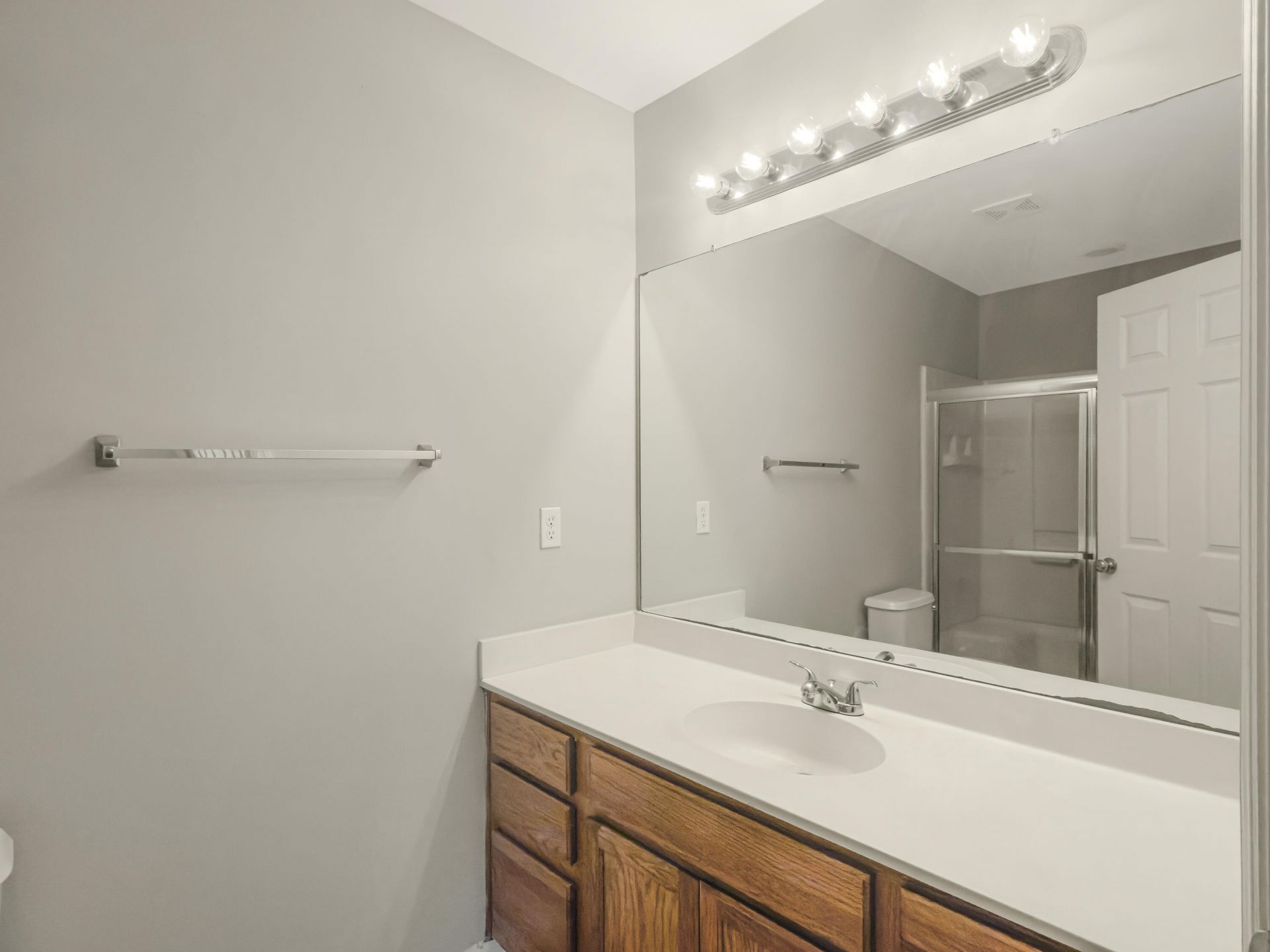 8696 Grassy Oak Trail Photo 14