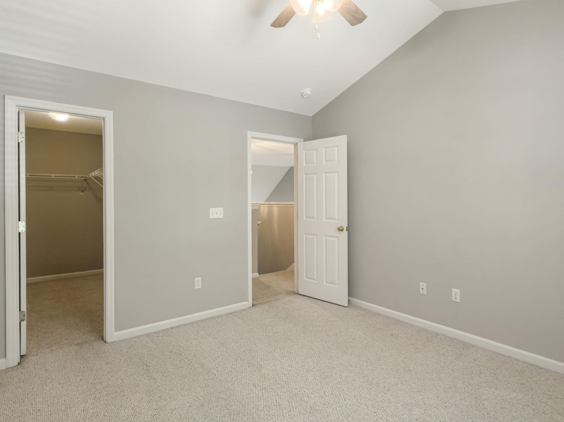 8696 Grassy Oak Trail Photo 32